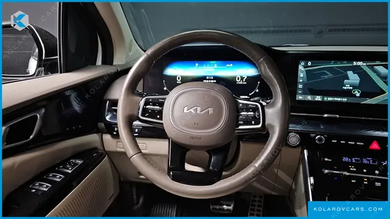 KIA CARNIVAL 9-SEATER HI-LIMOUSINE