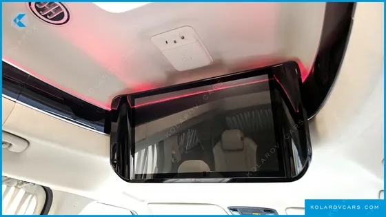 KIA CARNIVAL 9-SEATER HI-LIMOUSINE