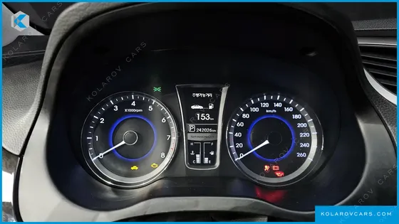 HYUNDAI GRANDEUR HG300 PREMIUM