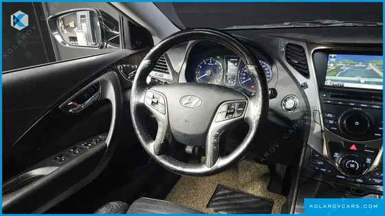 HYUNDAI GRANDEUR HG300 PREMIUM