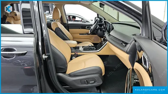 KIA CARNIVAL 9-SEATER NOBLESSE