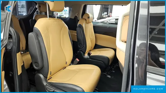 KIA CARNIVAL 9-SEATER NOBLESSE