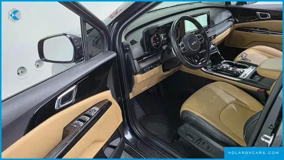 KIA CARNIVAL 9-SEATER NOBLESSE