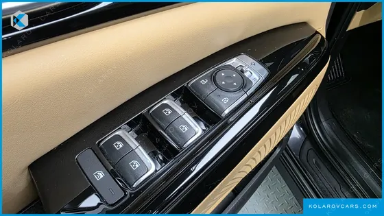 KIA CARNIVAL 9-SEATER NOBLESSE