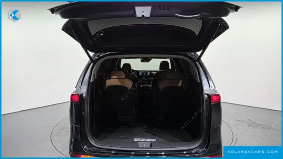 KIA CARNIVAL 9-SEATER NOBLESSE