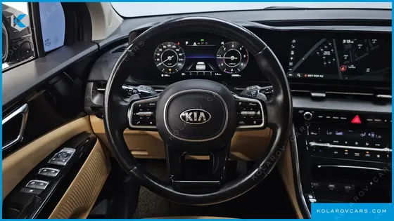 KIA CARNIVAL 9-SEATER NOBLESSE