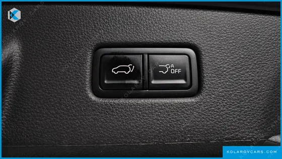 KIA CARNIVAL 9-SEATER NOBLESSE
