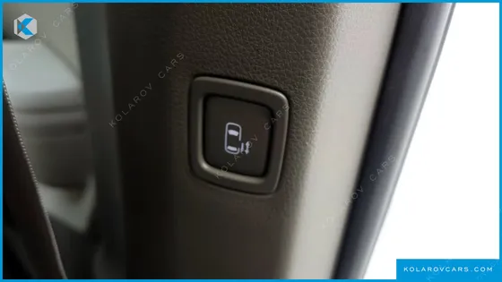 KIA CARNIVAL 9-SEATER SIGNATURE