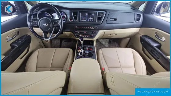 KIA CARNIVAL 9-SEATER HI-LIMOUSINE