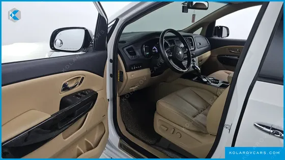 KIA CARNIVAL 9-SEATER HI-LIMOUSINE