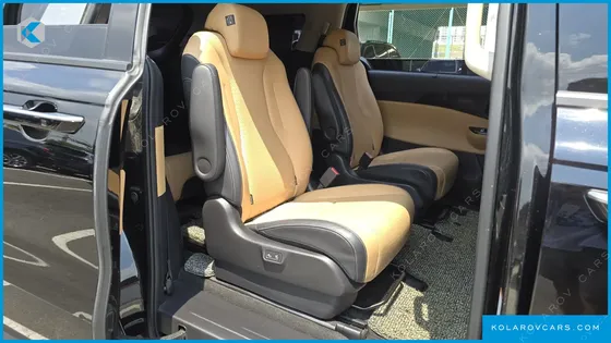 KIA CARNIVAL 9-SEATER SIGNATURE