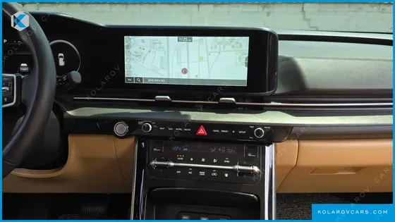 KIA CARNIVAL 9-SEATER SIGNATURE