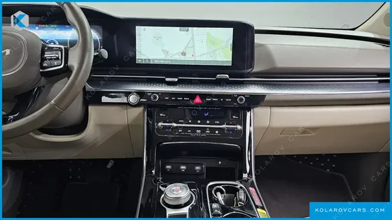 KIA CARNIVAL 9-SEATER HI-LIMOUSINE