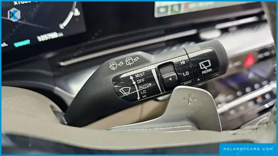KIA CARNIVAL 9-SEATER HI-LIMOUSINE