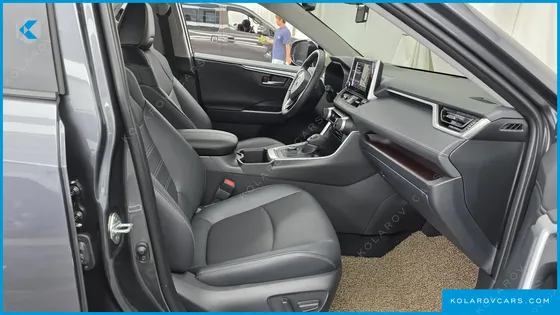 TOYOTA RAV4 2,5 4WD HYBRID LTD