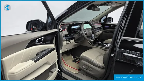 KIA CARNIVAL 7-SEATER HI-LIMOUSINE