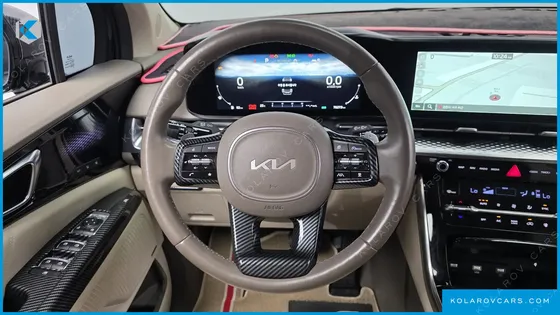 KIA CARNIVAL 7-SEATER HI-LIMOUSINE