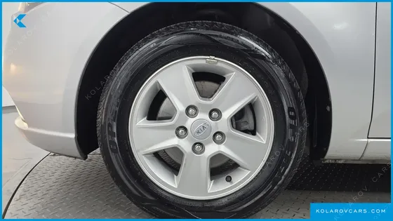 KIA FORTE 1.6 GDI LUXURY