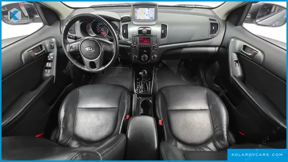 KIA FORTE 1.6 GDI LUXURY
