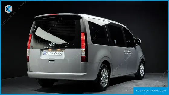 HYUNDAI STARIA L3.5 CARGO 5-SEATER