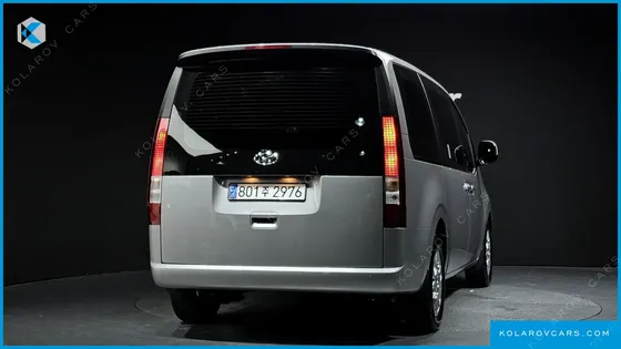 HYUNDAI STARIA L3.5 CARGO 5-SEATER
