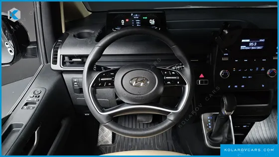 HYUNDAI STARIA L3.5 CARGO 5-SEATER