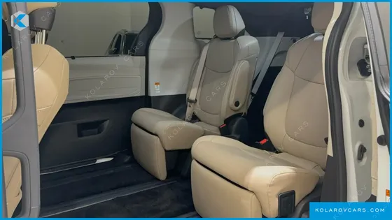 TOYOTA SIENNA 2.5 HYBRID AWD