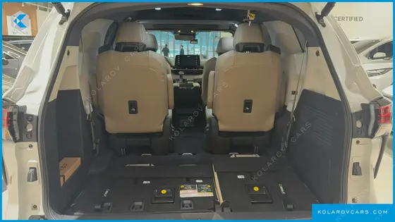 TOYOTA SIENNA 2.5 HYBRID AWD