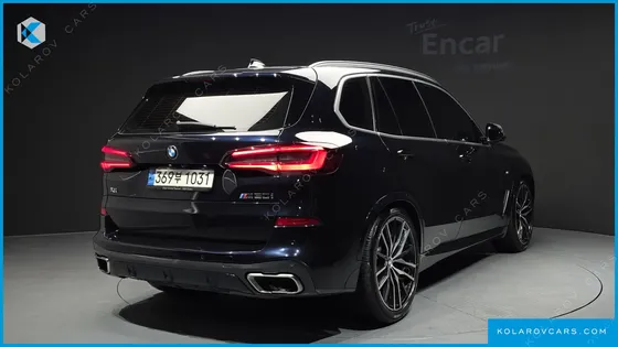 BMW X5 M50I