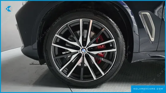 BMW X5 M50I
