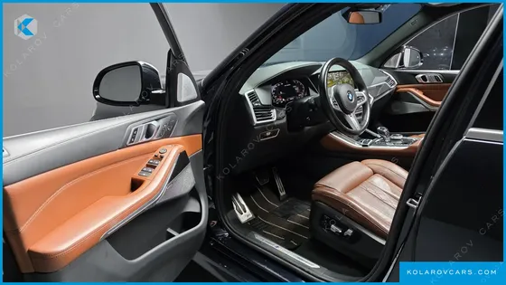 BMW X5 M50I