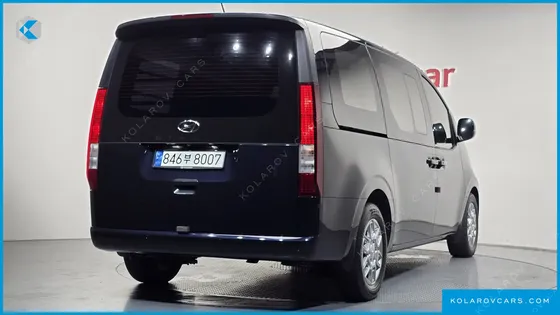 HYUNDAI STARIA L3.5 CARGO 5-SEATER