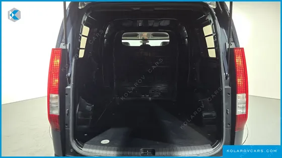 HYUNDAI STARIA L3.5 CARGO 5-SEATER