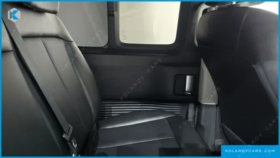 HYUNDAI STARIA L3.5 CARGO 5-SEATER