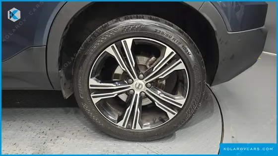 VOLVO XC40 B4 INSCRIPTION