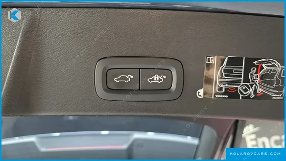 VOLVO XC40 B4 INSCRIPTION
