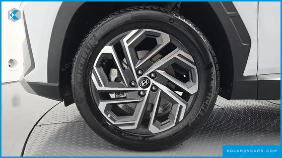 HYUNDAI TUCSON GASOLINE 1.6 TURBO 2WD