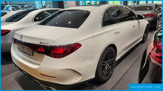 MERCEDES E-CLASS E300 4MATIC AMG LINE