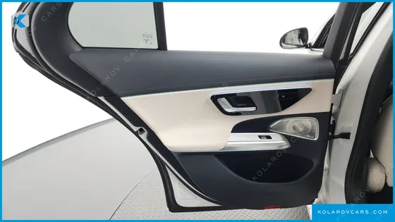MERCEDES E-CLASS E300 4MATIC AMG LINE