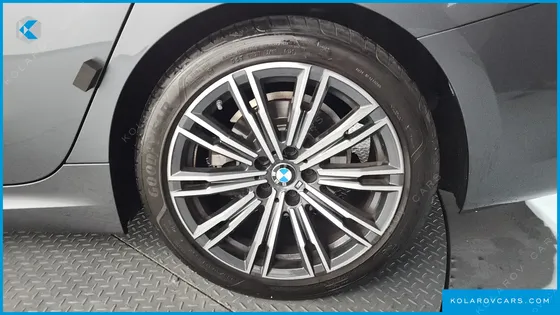 BMW 3 SERIES 320I M SPORT