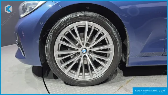 BMW 3 SERIES 320I LUXURY