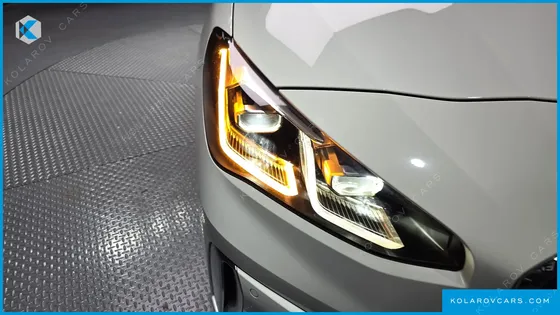 BMW 2 SERIES 220I LUXURY