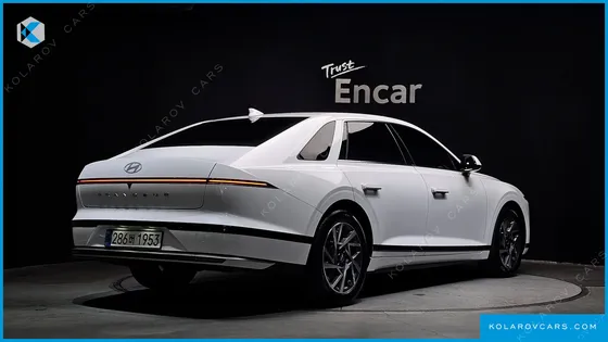 HYUNDAI GRANDEUR 2,5 GASOLINE 2WD