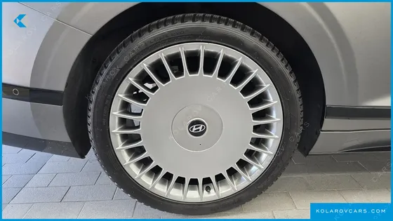 HYUNDAI GRANDEUR 2,5 GASOLINE 2WD