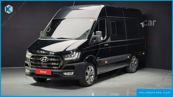 HYUNDAI SOLATI 13-SEATER