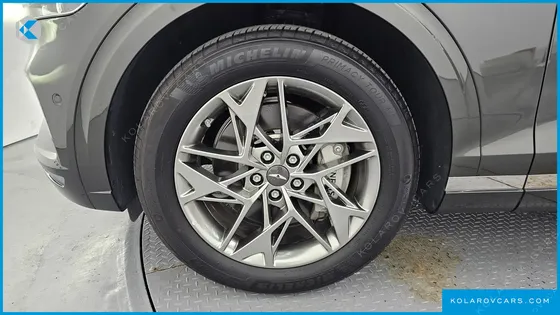 GENESIS GV70 2.5T GASOLINE 2WD
