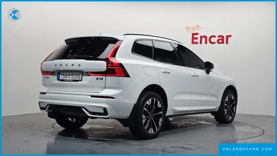 VOLVO XC60 B5 ULTRA DARK AIR SUS