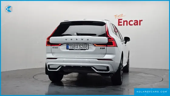 VOLVO XC60 B5 ULTRA DARK AIR SUS