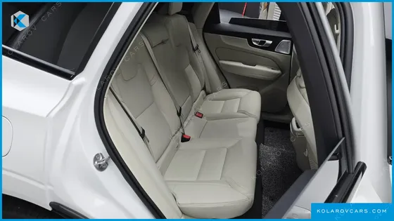 VOLVO XC60 B5 ULTRA DARK AIR SUS