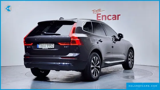 VOLVO XC60 B5 ULTIMATE BRIGHT
